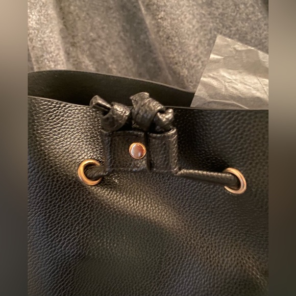 NWOT Women 2 piece set Fashion Drawstring matching set purse wallet - Picture 4 of 6